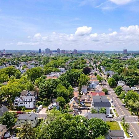 Peachy Paradise In East Rock Near Dt/Yale New Haven Extérieur photo