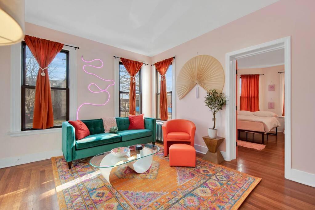 Peachy Paradise In East Rock Near Dt/Yale New Haven Extérieur photo