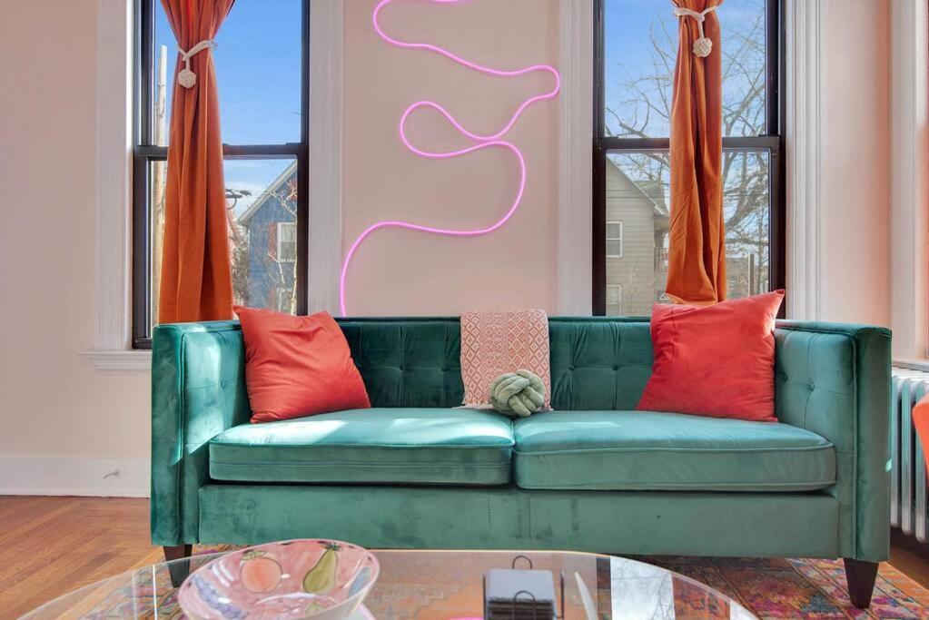 Peachy Paradise In East Rock Near Dt/Yale New Haven Extérieur photo