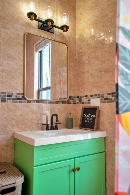 Peachy Paradise In East Rock Near Dt/Yale New Haven Extérieur photo