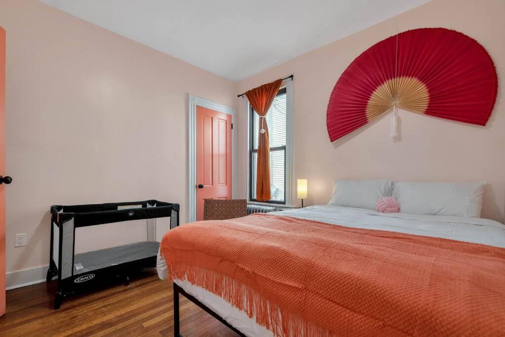Peachy Paradise In East Rock Near Dt/Yale New Haven Extérieur photo
