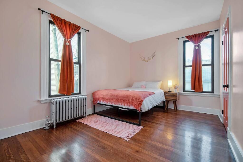 Peachy Paradise In East Rock Near Dt/Yale New Haven Extérieur photo